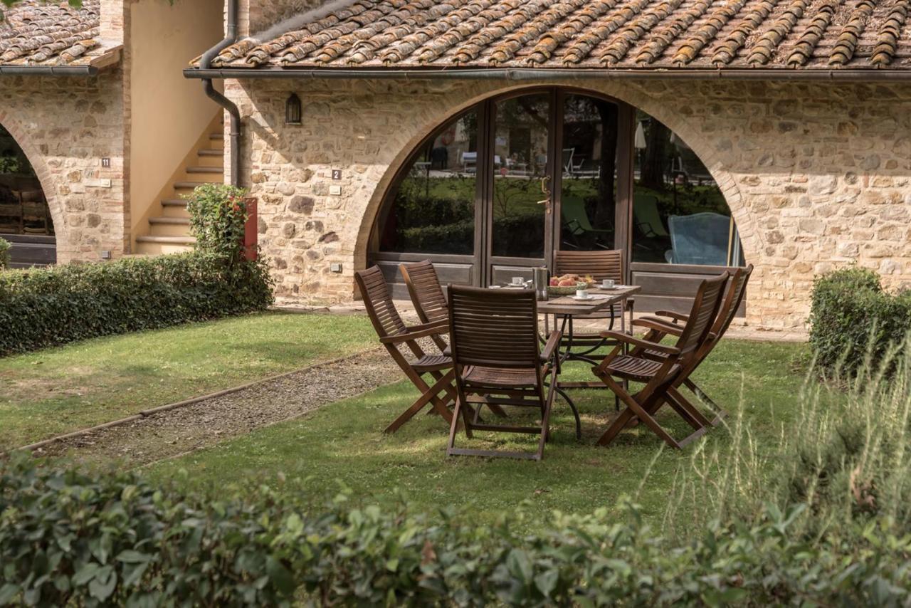 Borgo Al Cerro Casole dʼElsa Exterior foto
