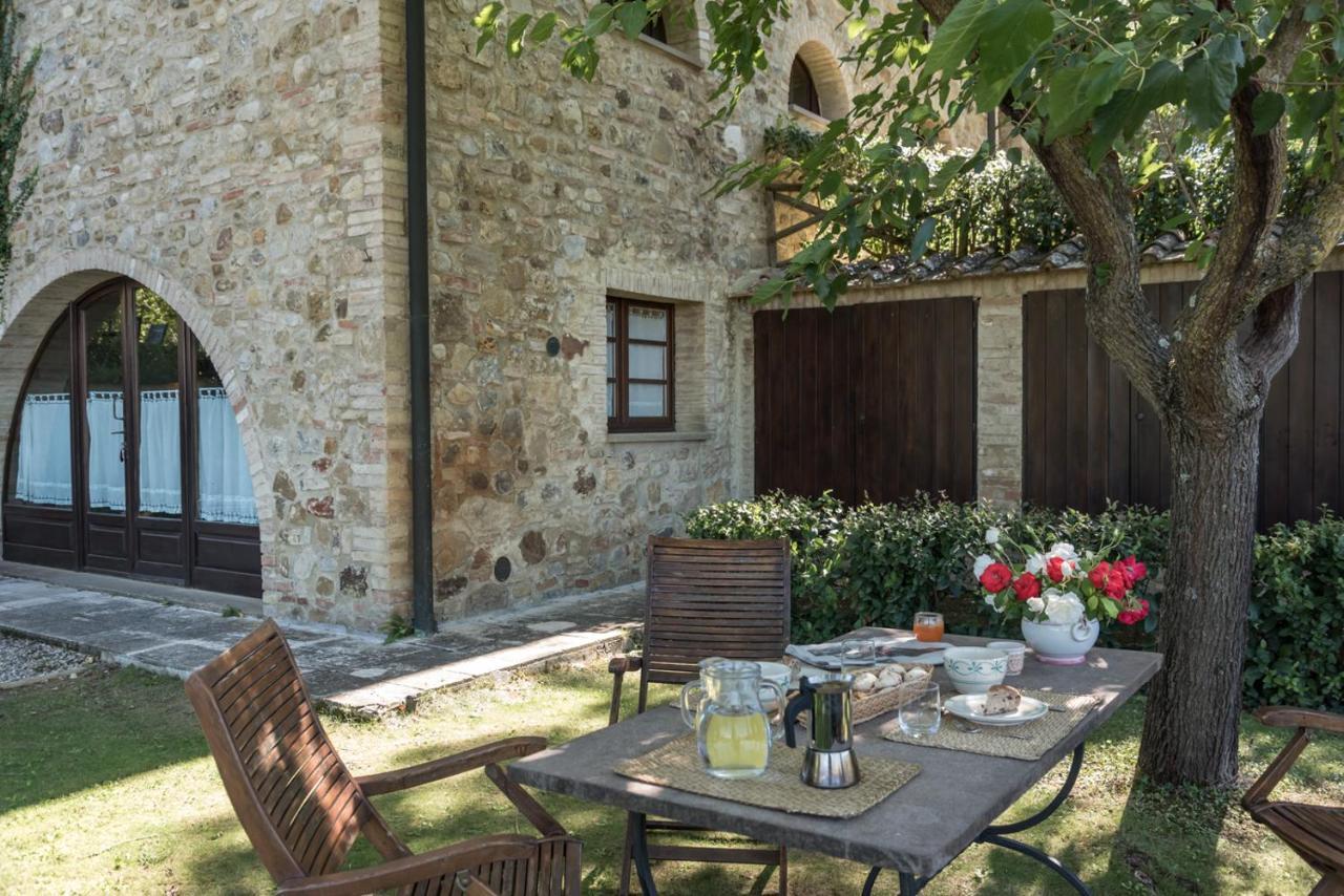 Borgo Al Cerro Casole dʼElsa Exterior foto